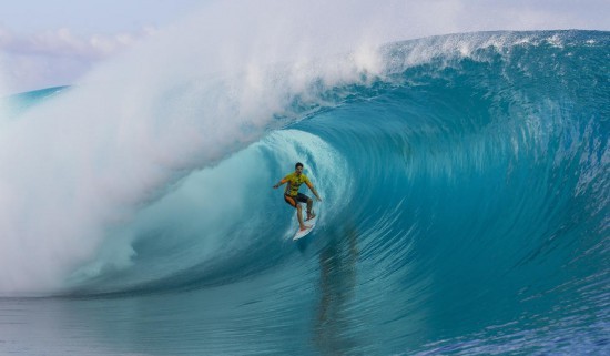 gabriel_medina_pro_billabong_tahiti_2014