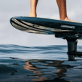 Manta_e-foil_foil_assist_alize_surf_shop_porto-vecchio_magasin_leader_En_corse_foil_foil_electrique